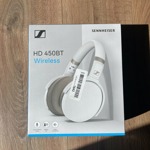 NWT Sennheiser HD 450BT Headphones | Wireless Bluetooth (BT) + Noise Cancelling - Picture 3 of 9